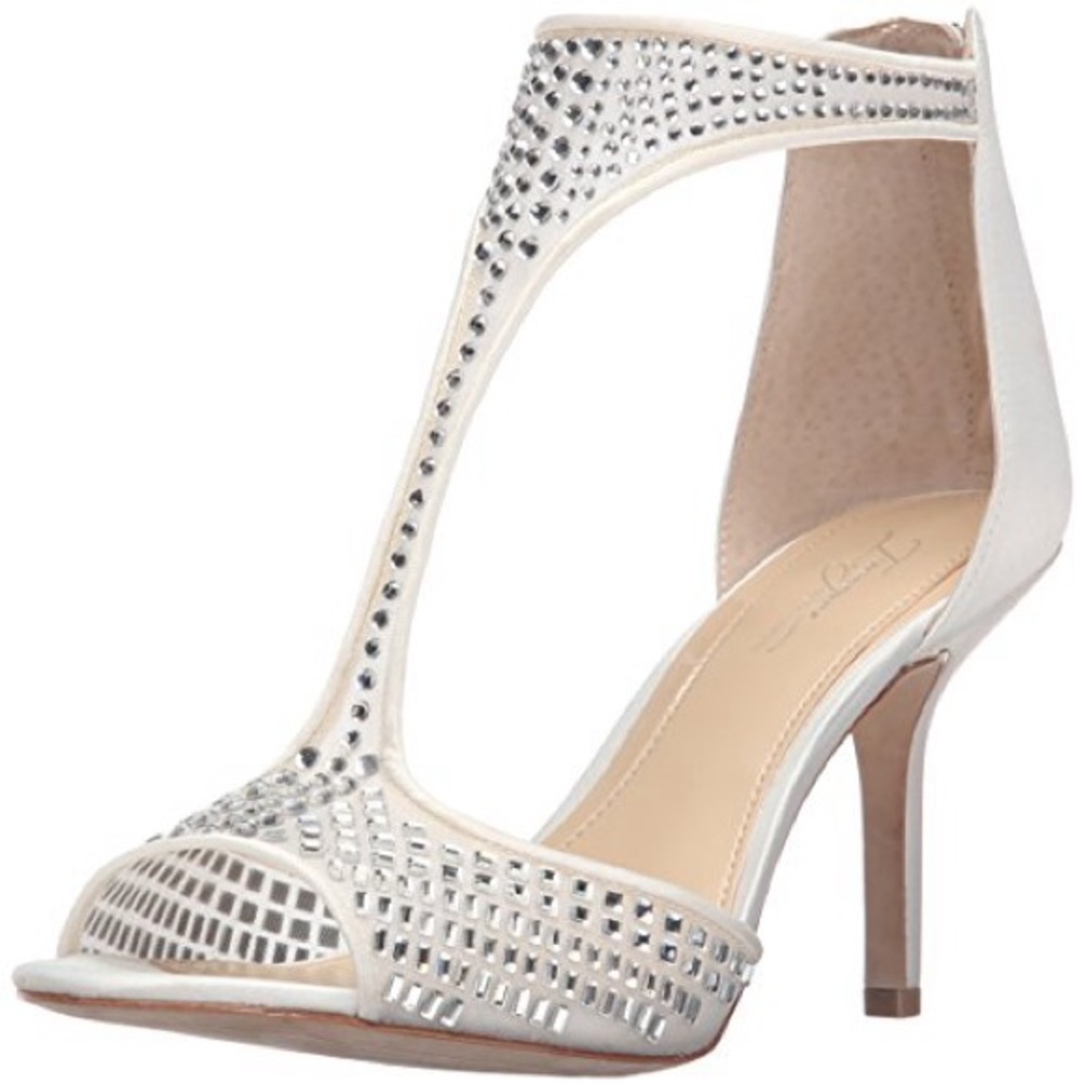 Imagine Vince Camuto white bling heels Size 8